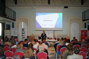 Un intervento di benvenuto a cura di Marco Ricca, manager di System srl